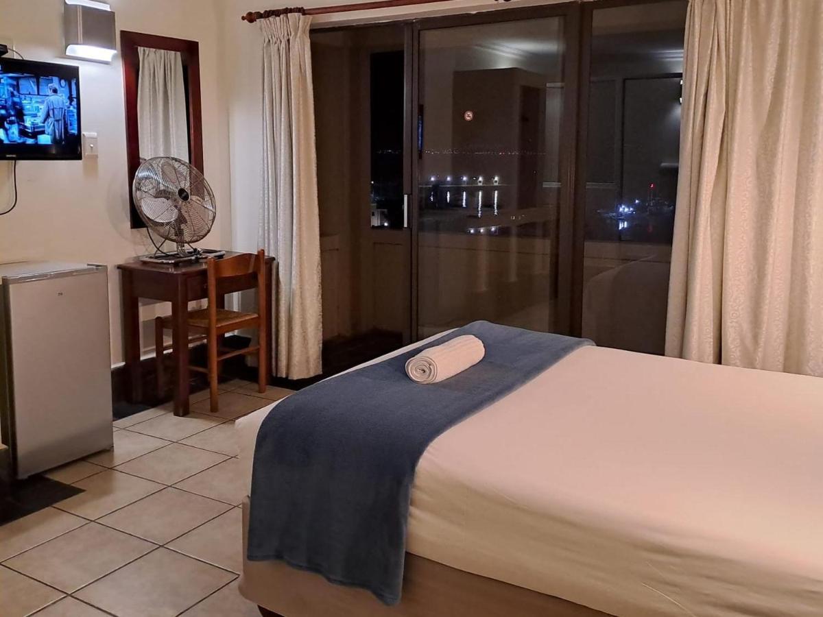 موسيلباي Green Door Guest House الغرفة الصورة