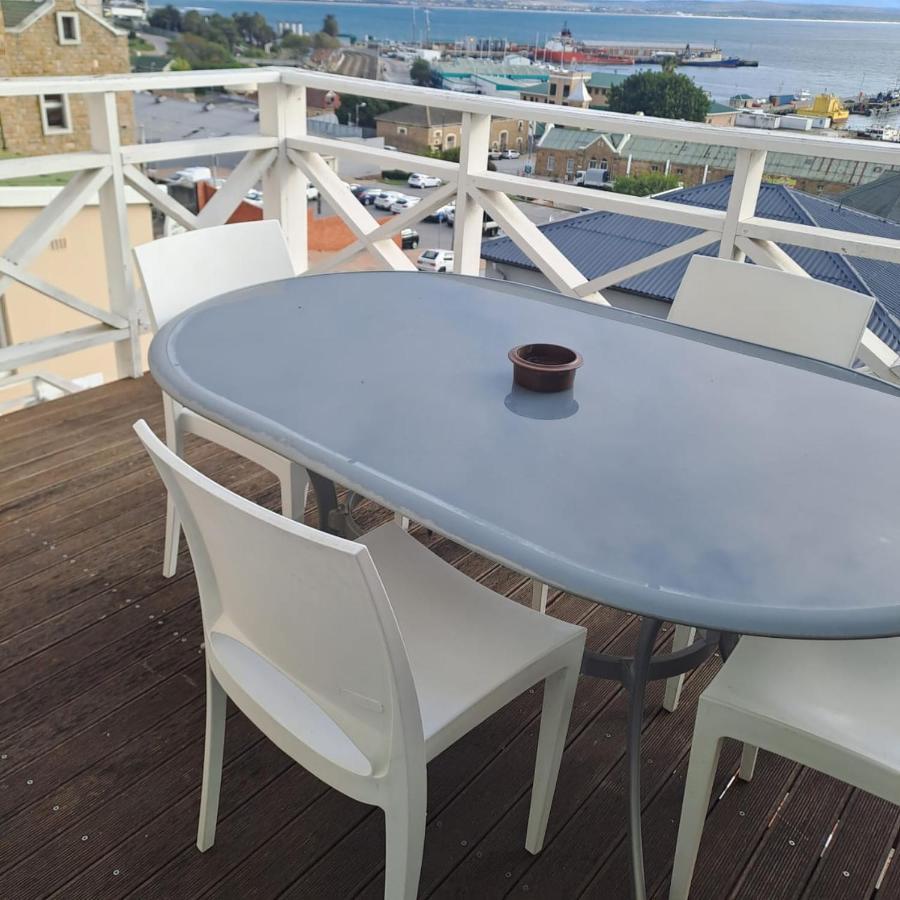 موسيلباي Green Door Guest House المظهر الخارجي الصورة